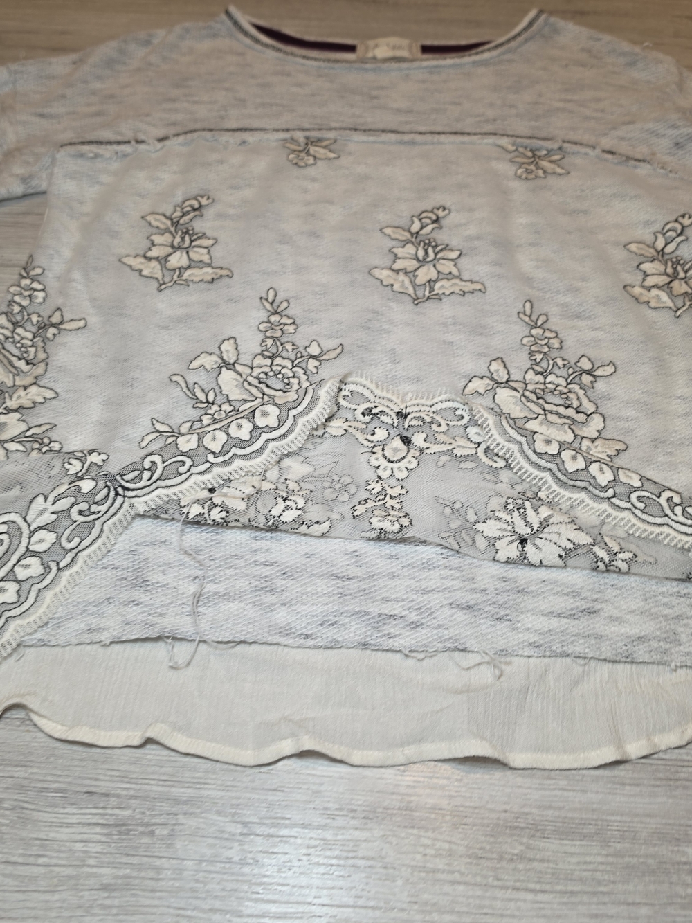 Altar'd State Long Sleeve Shirt Women's White Size Small C6 - Picture 4 of 6